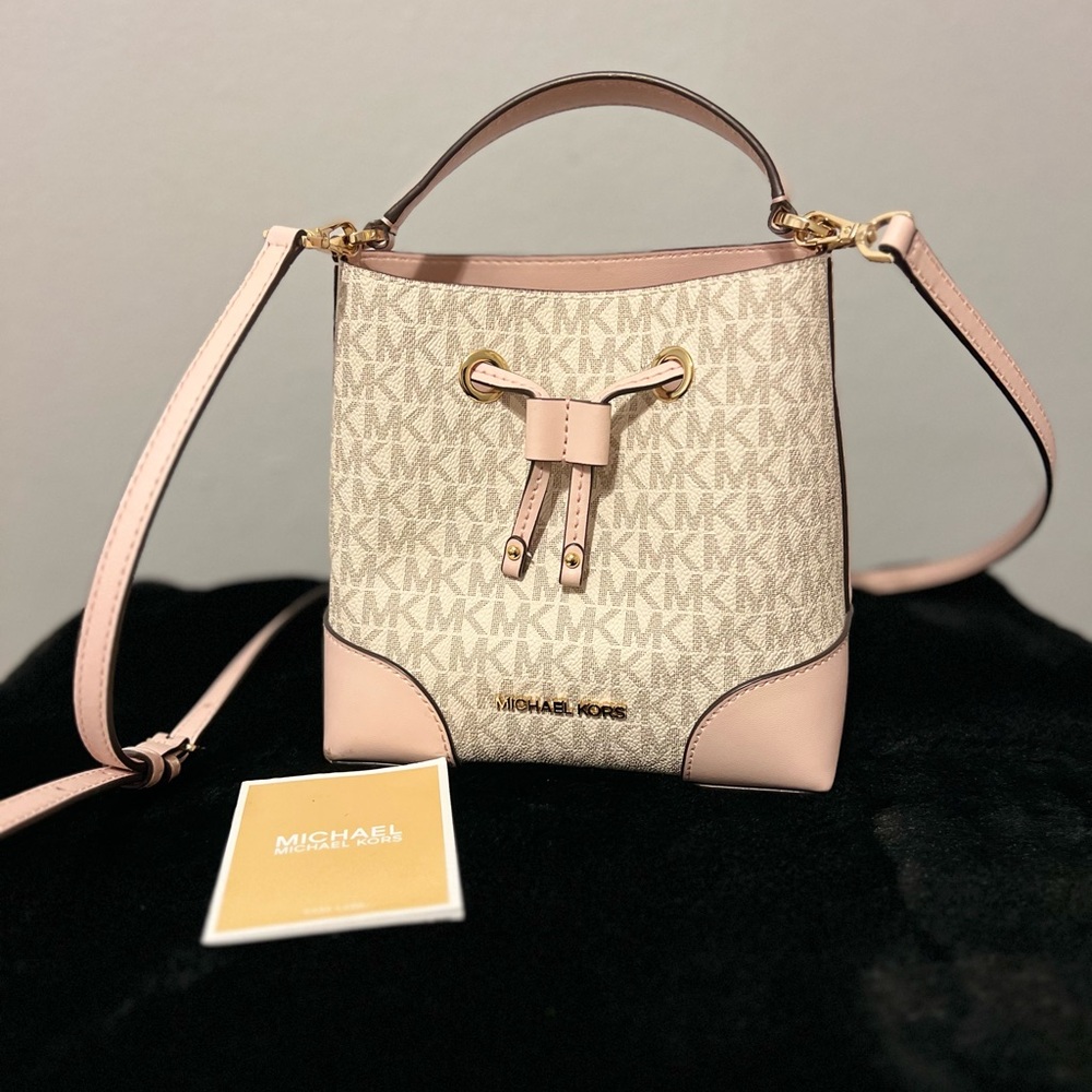Michael Kors Pink and Cream Women's crossbody Bag - Picture 1 of 5